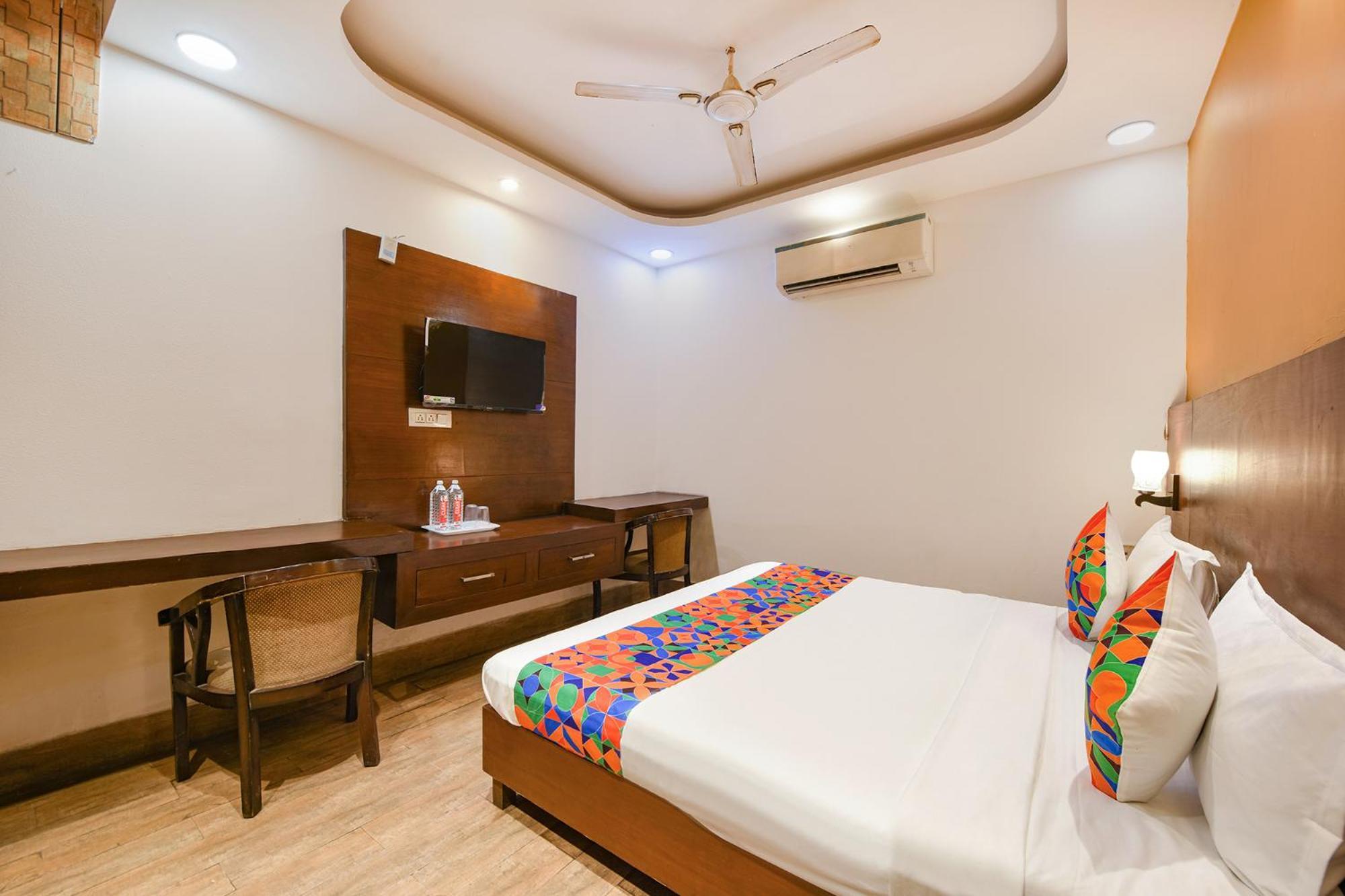 Fabhotel Under Bridge Nowe Delhi Zewnętrze zdjęcie